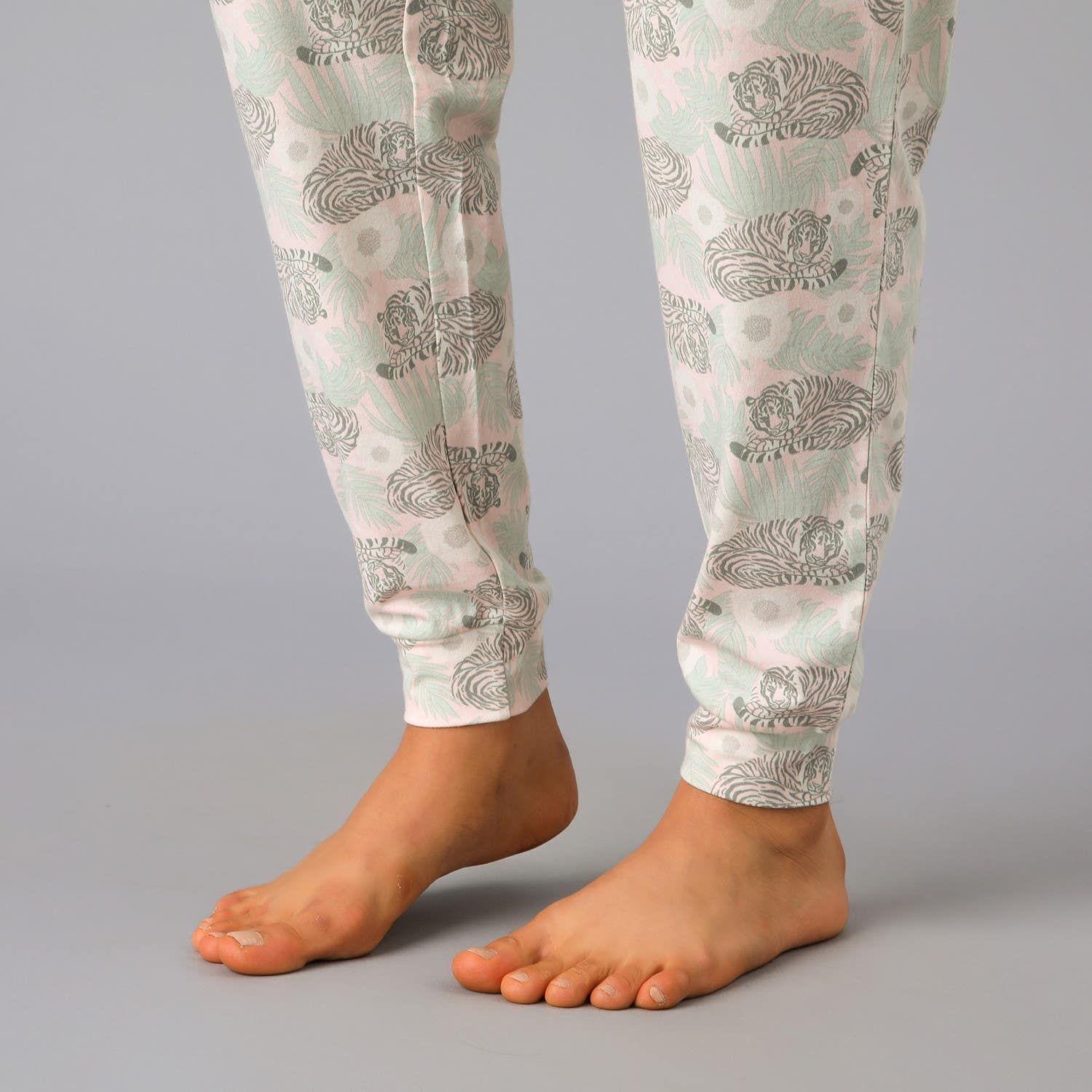 Pijama Abotonado Con Print Verde-3