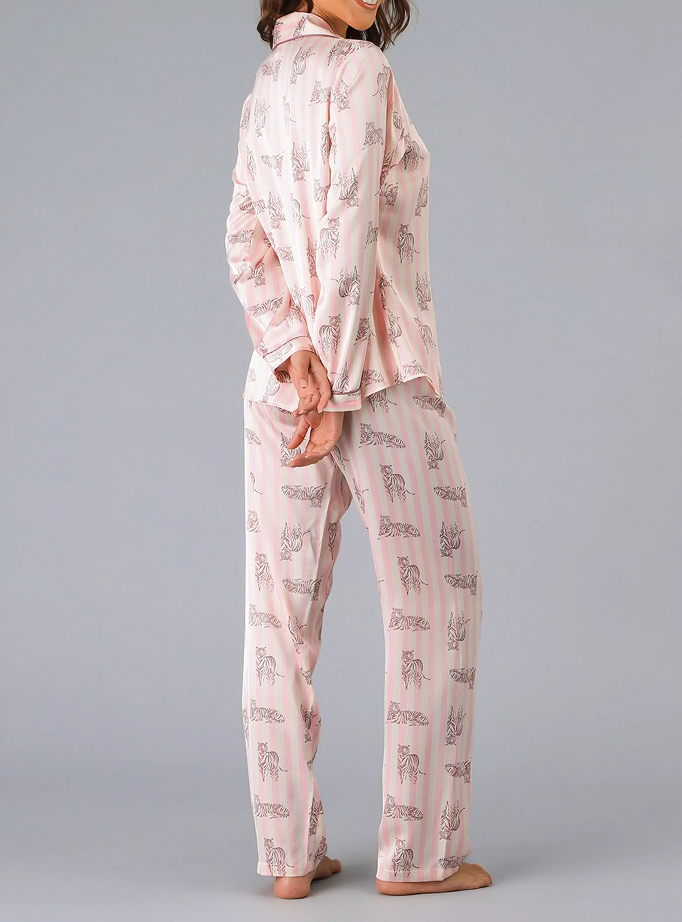 Set Camisero + Pantalón Satín Print Morado-1