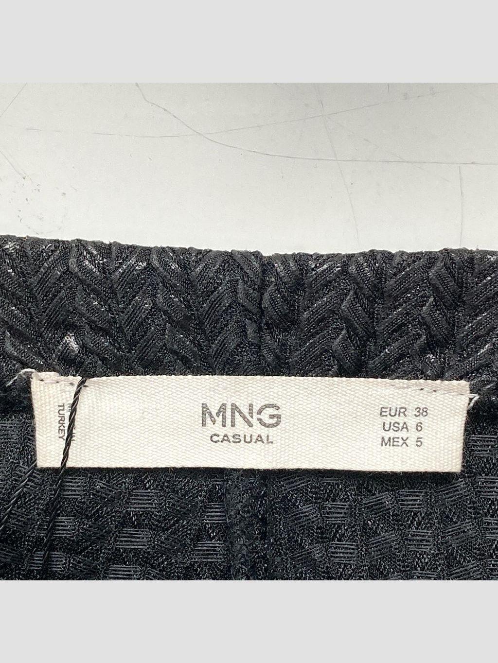 Short MANGO - Talla 38 (VOP00920449)-2