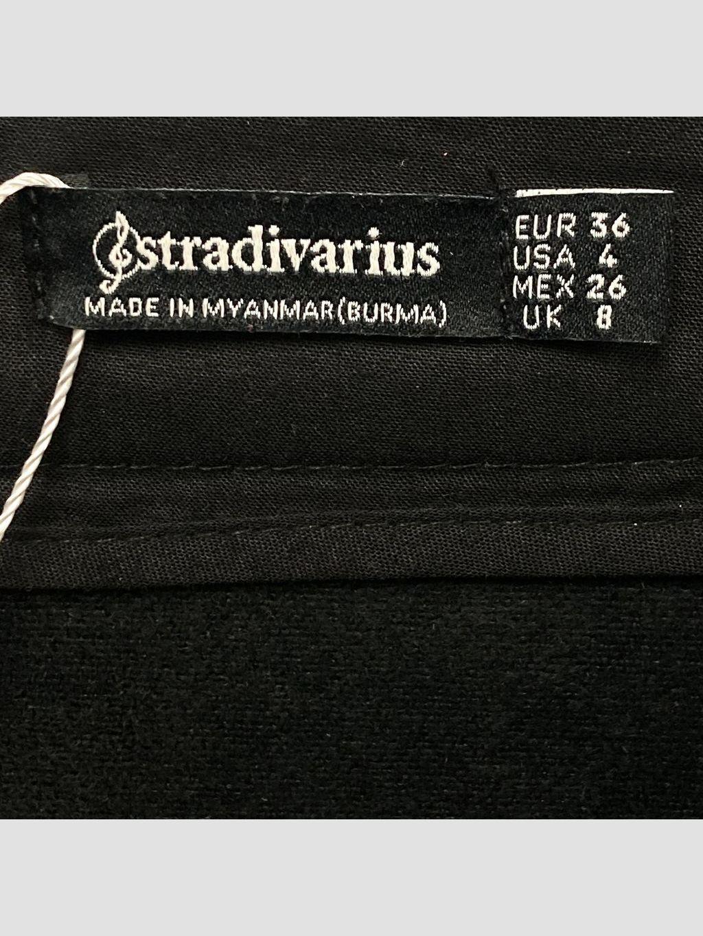 Falda corta STRADIVARIUS - Talla 36 (VOP00963146)-1