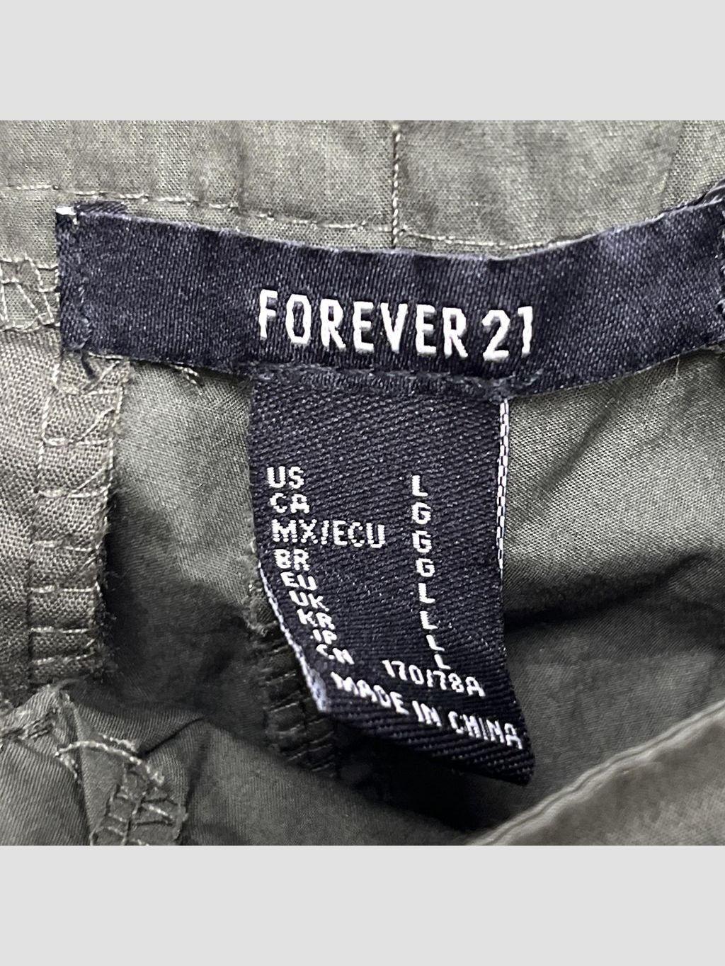 Pantalón FOREVER 21 - Talla 40 (VOP00908052)-1