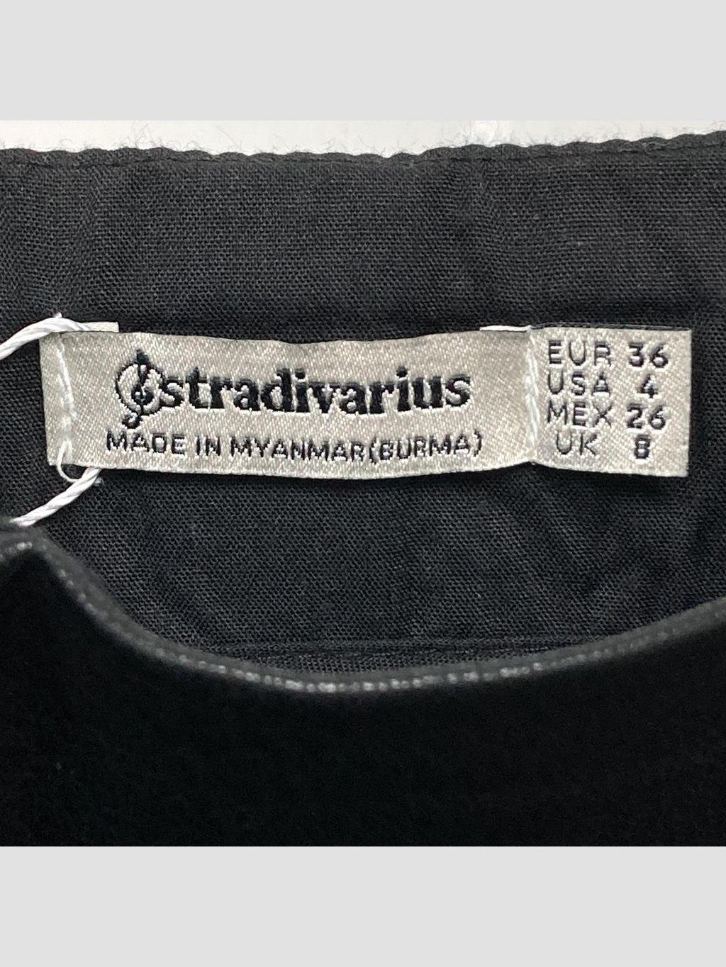 Falda corta STRADIVARIUS - Talla 36 (VOP00984701)-1