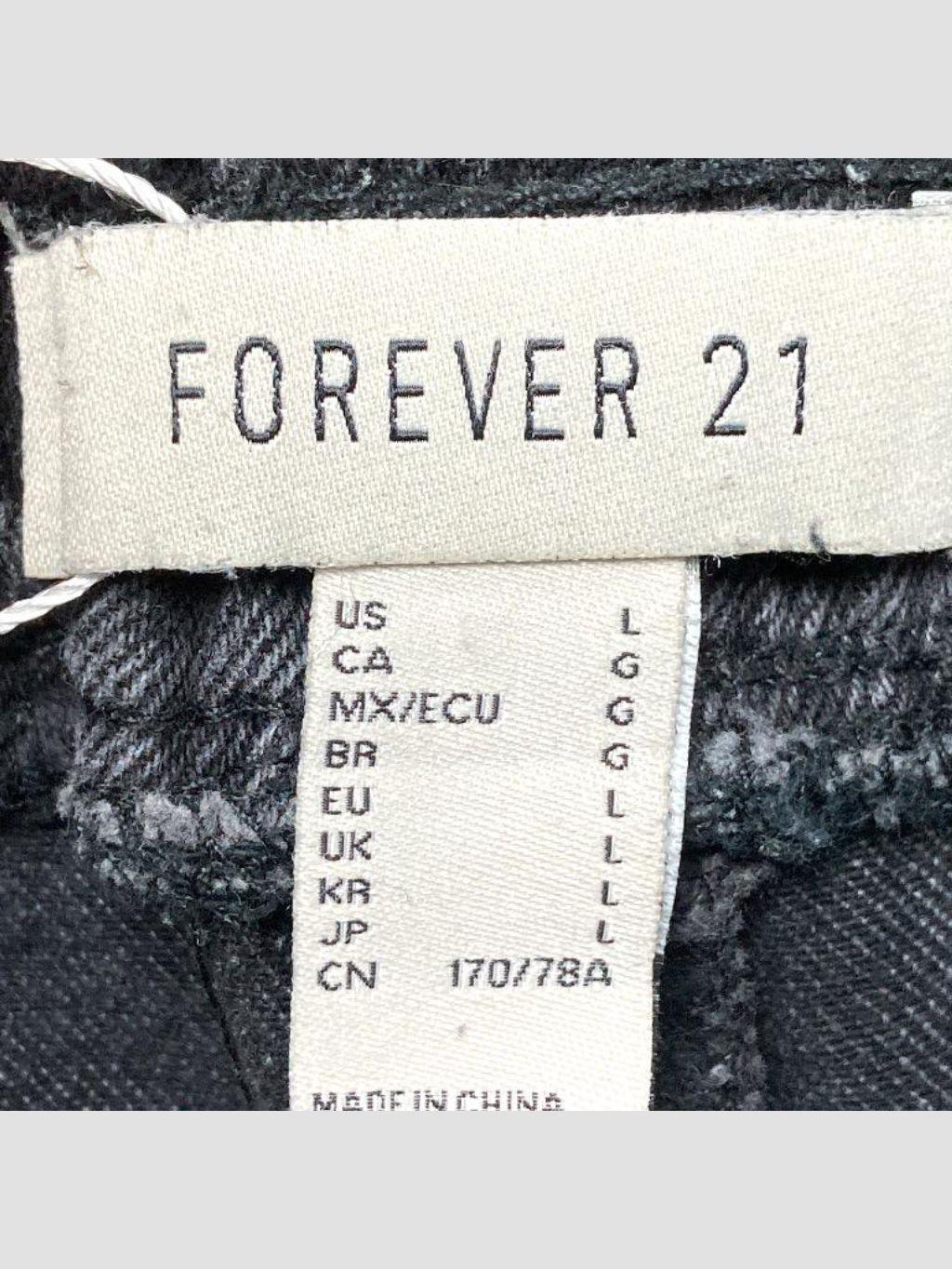 Short FOREVER 21 - Talla 40 (VOP00792507)-2