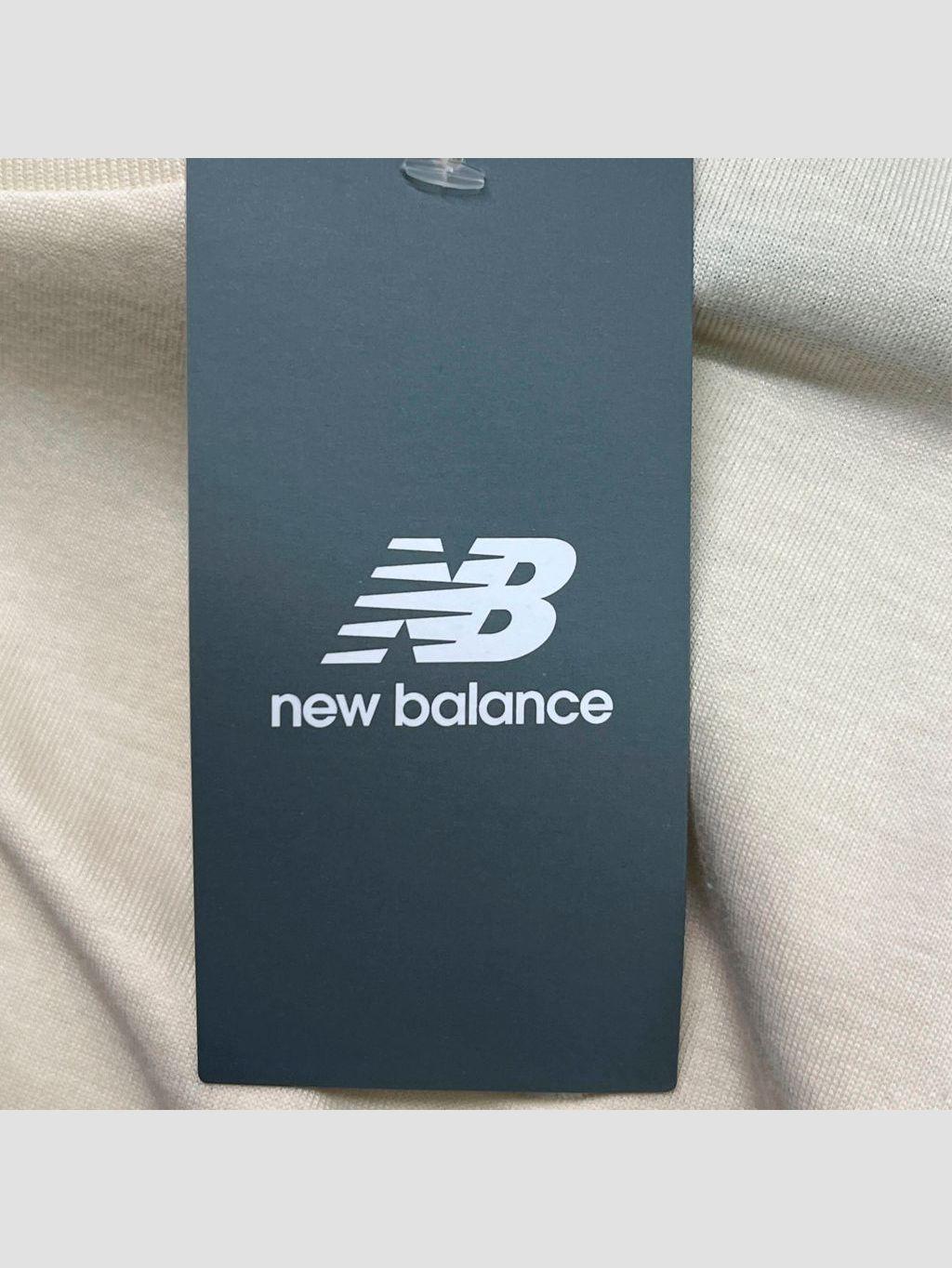 Polera NEW BALANCE - Talla S (VOP01046800)-2