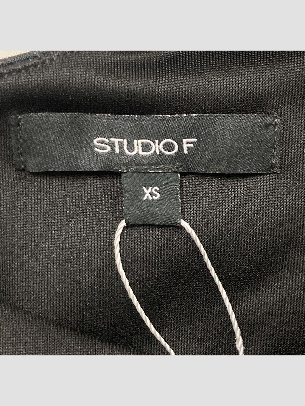 Blusa STUDIO F - Talla XS (VOP00957822)-1