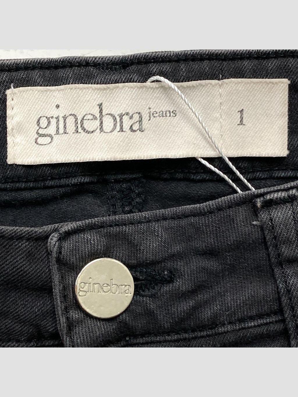 Short GINEBRA - Talla 34 (VOP01021351)-2