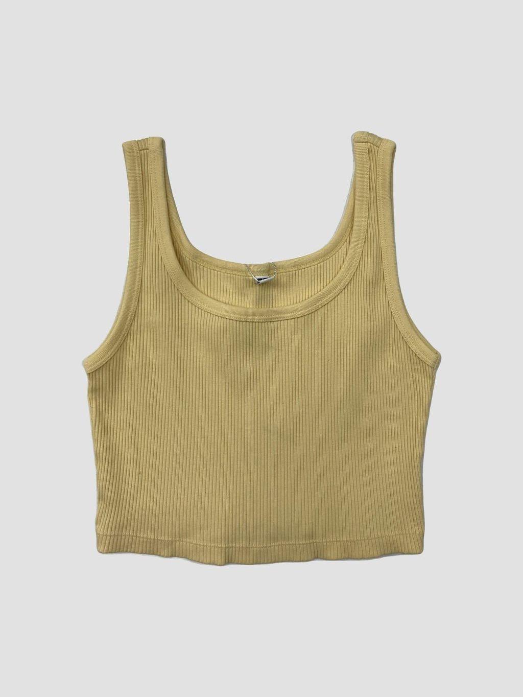 Top UNIQLO - Talla M (VOP01175819)-0