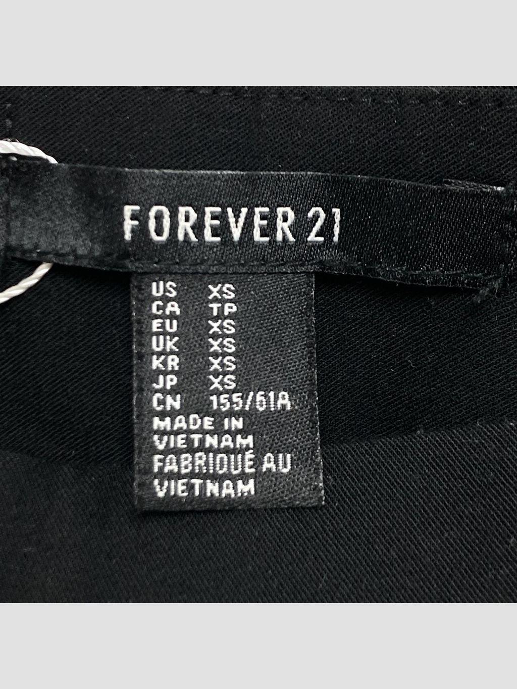 Short FOREVER 21 - Talla 34 (VOP01022383)-1