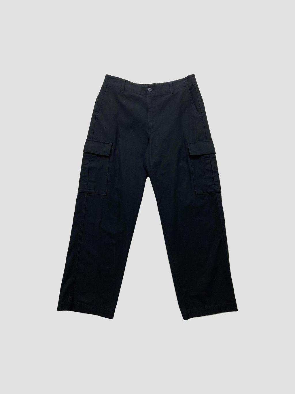 Pantalón UNIQLO - Talla 38 (VOP01063650)-0