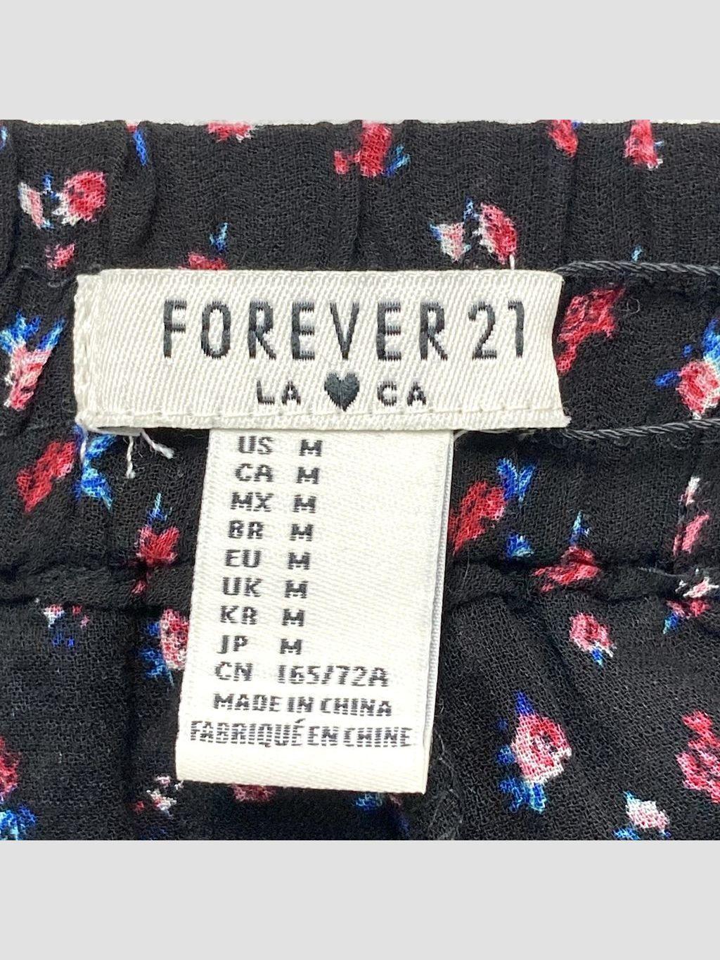 Short FOREVER 21 - Talla 38 (VOP00913334)-1