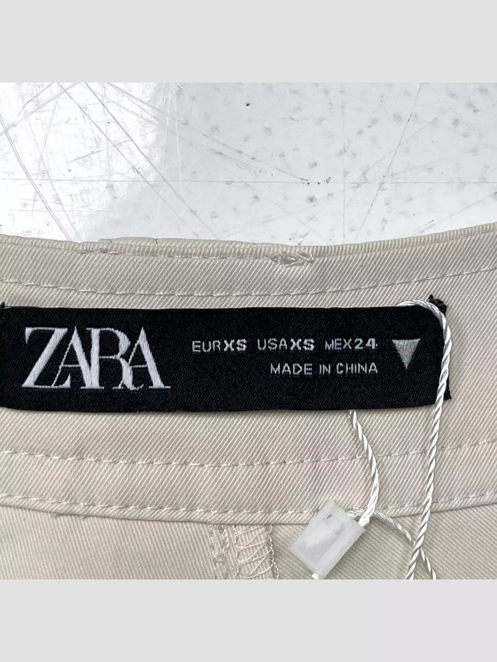 Short ZARA - Talla 34 (VOP01140704)-2
