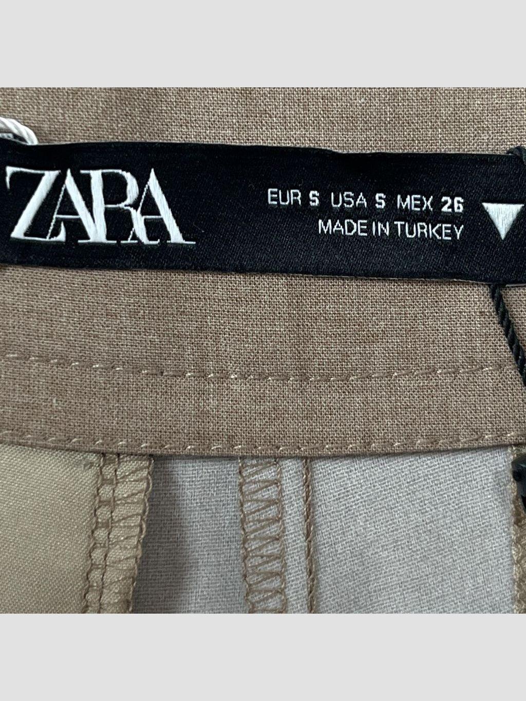 Short ZARA - Talla 36 (VOP01102118)-1