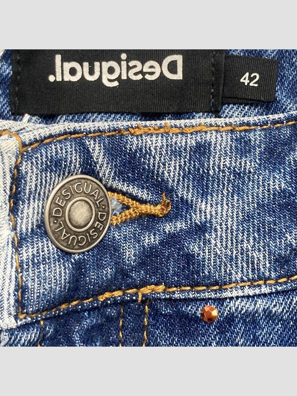 Short DESIGUAL - Talla 42 (VOP01025606)-2