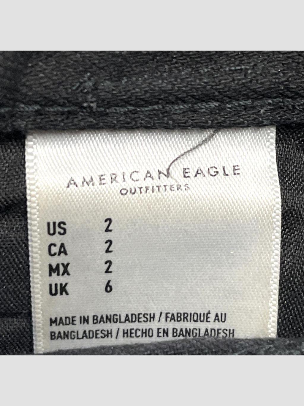 Short AMERICAN EAGLE OUTFITTERS - Talla 32 (VOP00908237)-2