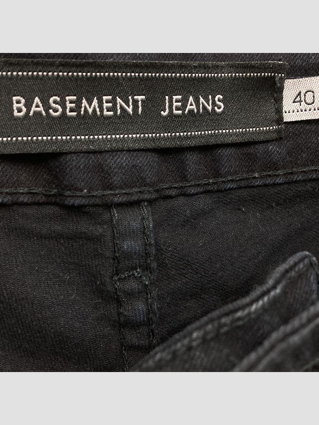 Short BASEMENT - Talla 40 (VOP00803487)-2