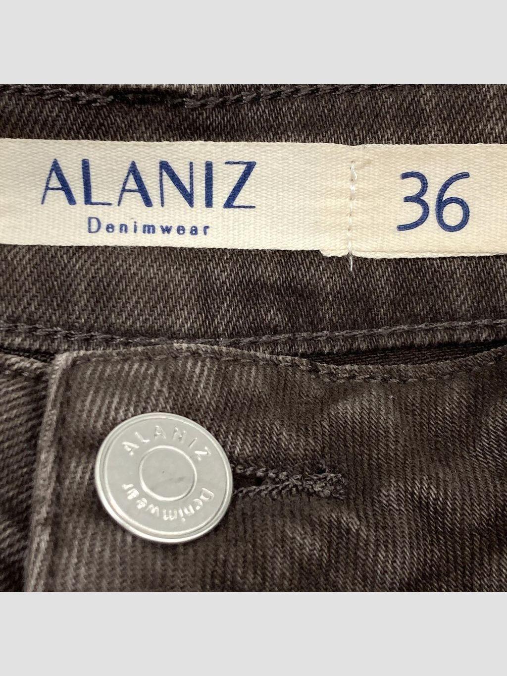 Short ALANIZ - Talla 36 (VOP01116669)-2