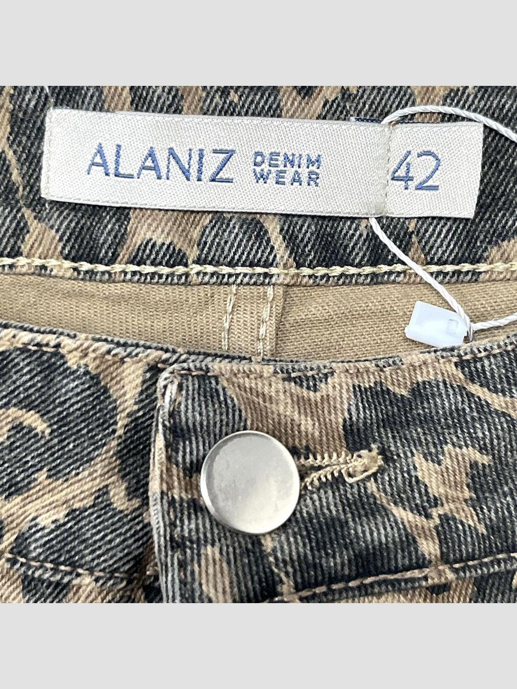 Short ALANIZ - Talla 42 (VOP01180584)-2