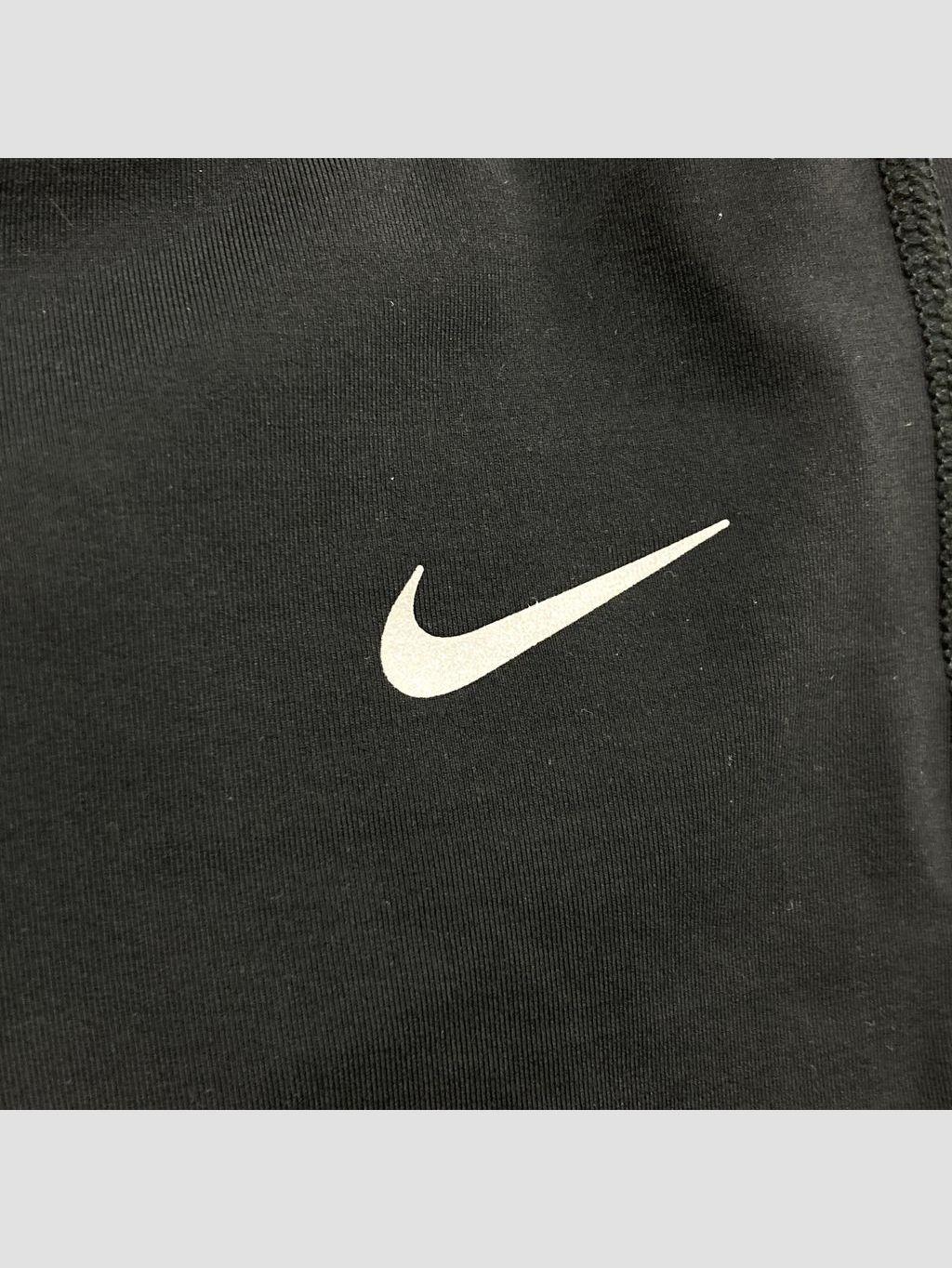 Short NIKE - Talla 38 (VOP01070460)-2