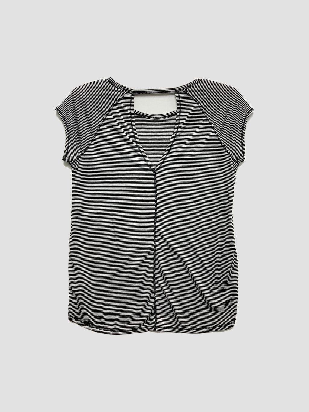 Polera CALVIN KLEIN - Talla M (VOP01054195)-1