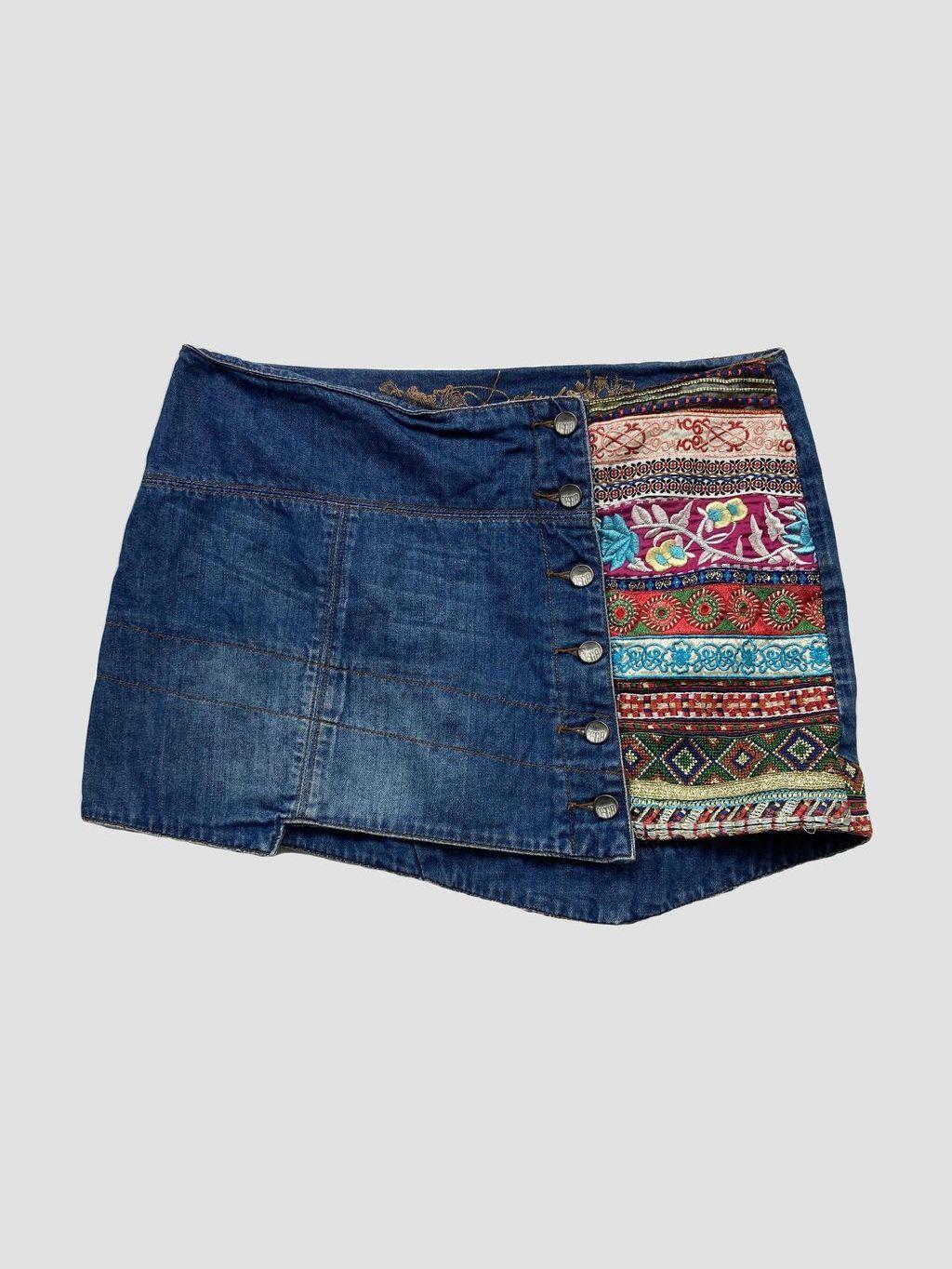 Falda corta DESIGUAL - Talla 42 (VOP01067124)-0