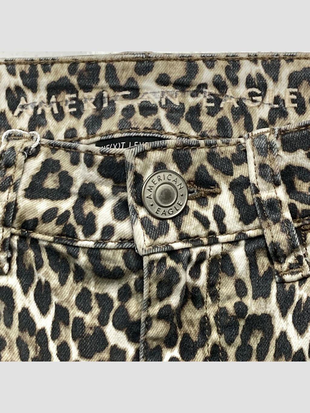 Jean AMERICAN EAGLE OUTFITTERS - Talla 34 (VOP00996082)-2