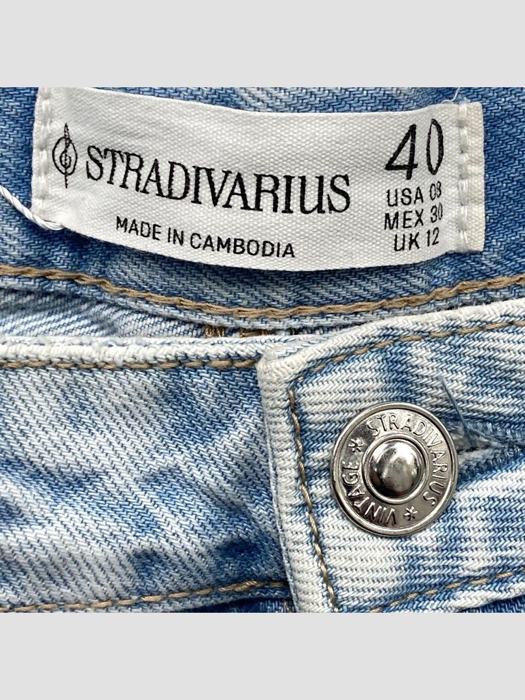 Short STRADIVARIUS - Talla 40 (VOP01053464)-2