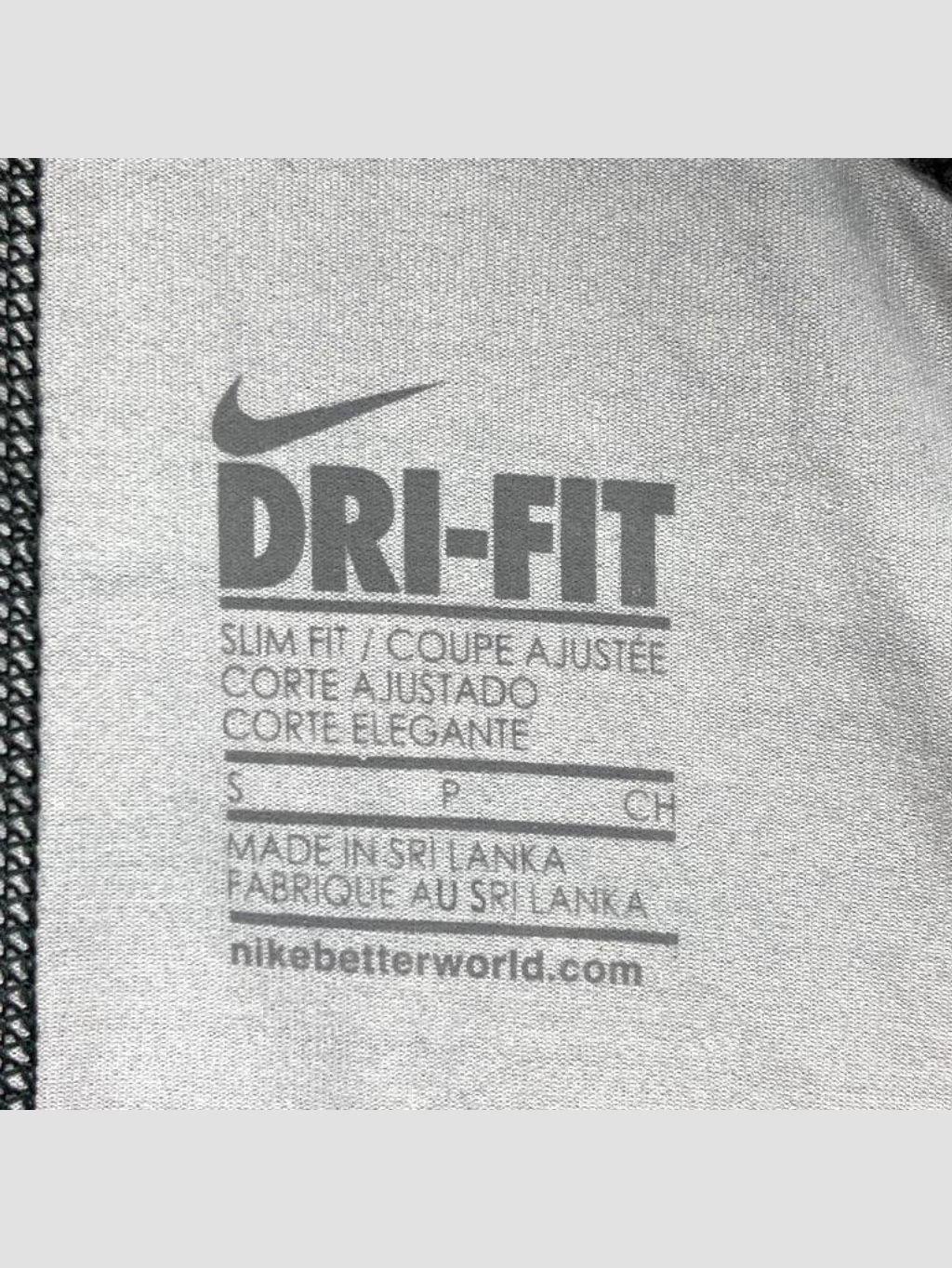 Polera sin mangas NIKE - Talla S (VOP00775047)-1