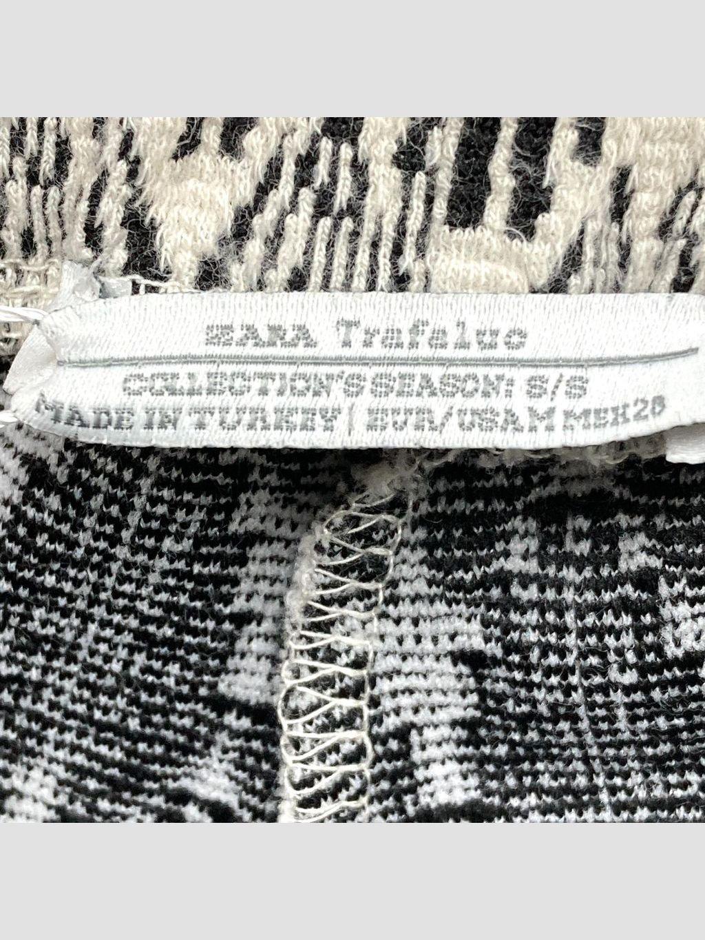 Short ZARA - Talla 38 (VOP01003837)-1