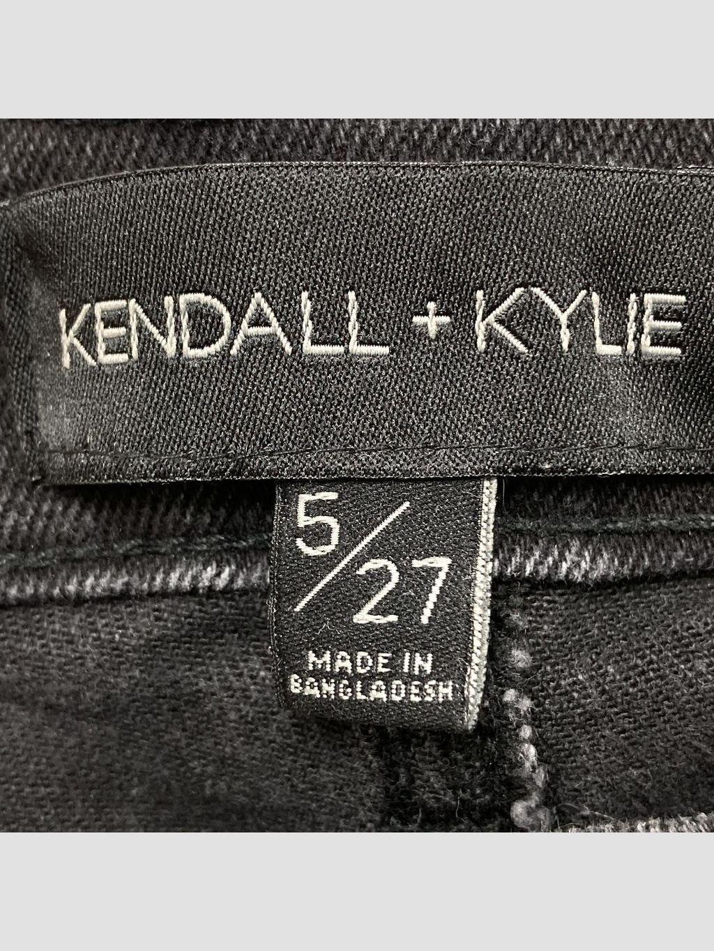 Short KENDALL & KYLIE - Talla 34 (VOP00815421)-2