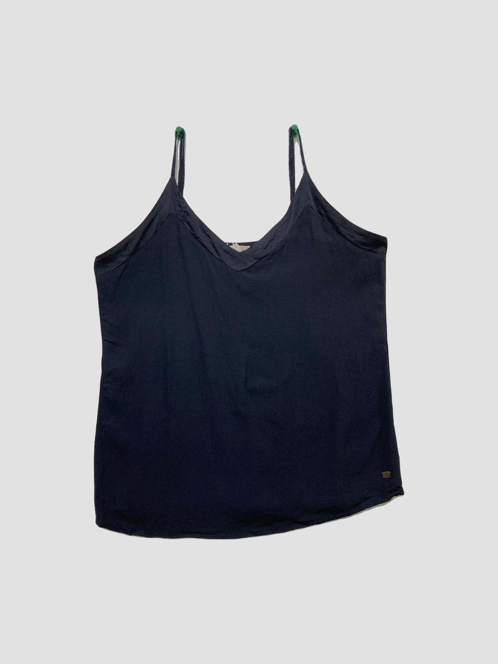 Polera sin mangas UMBRALE - Talla XL (VOP00854534)-0