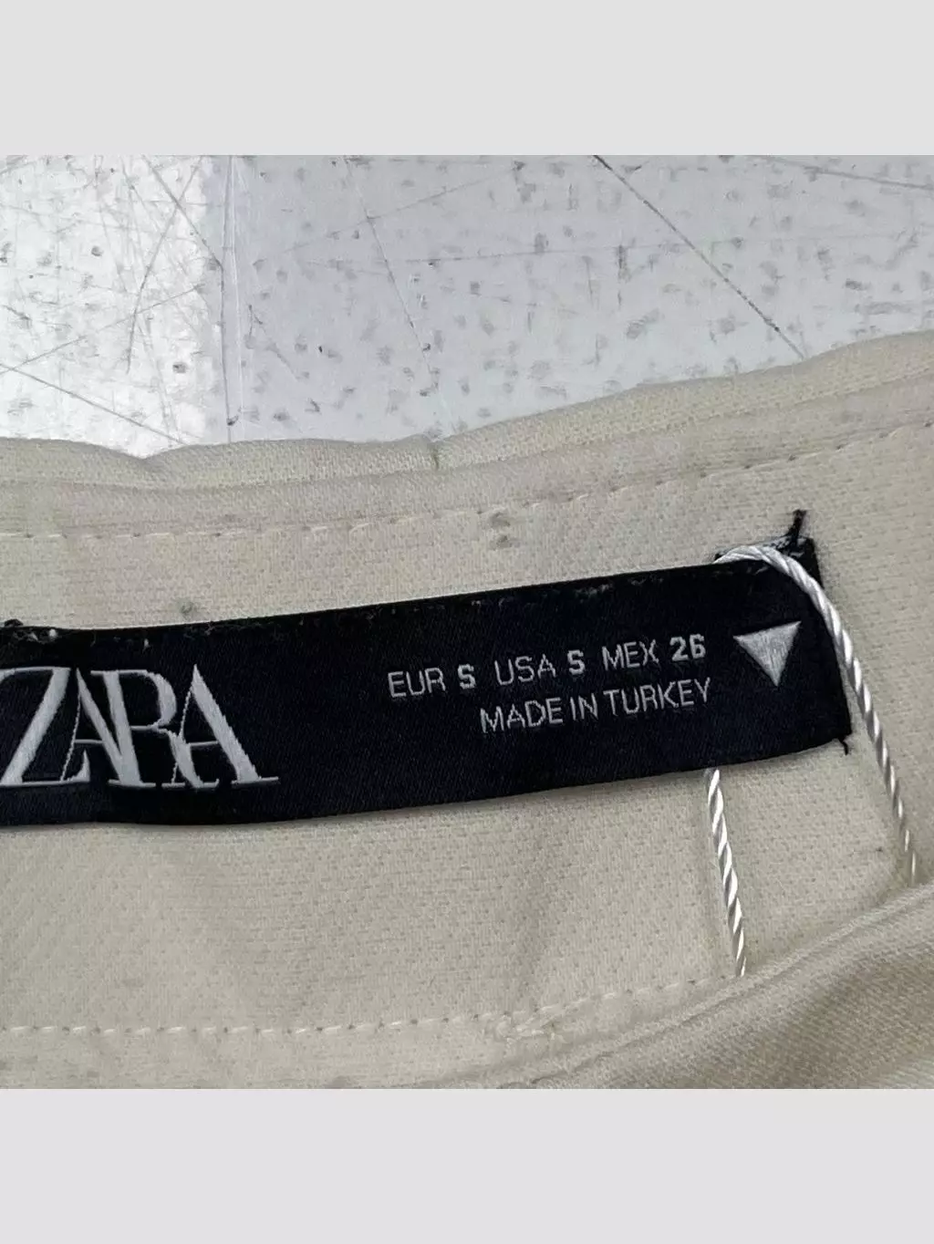 Short ZARA - Talla 36 (VOP01136864)-2