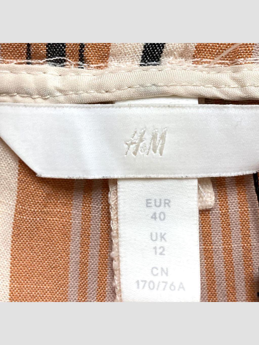 Short H&M - Talla 40 (VOP00906666)-1