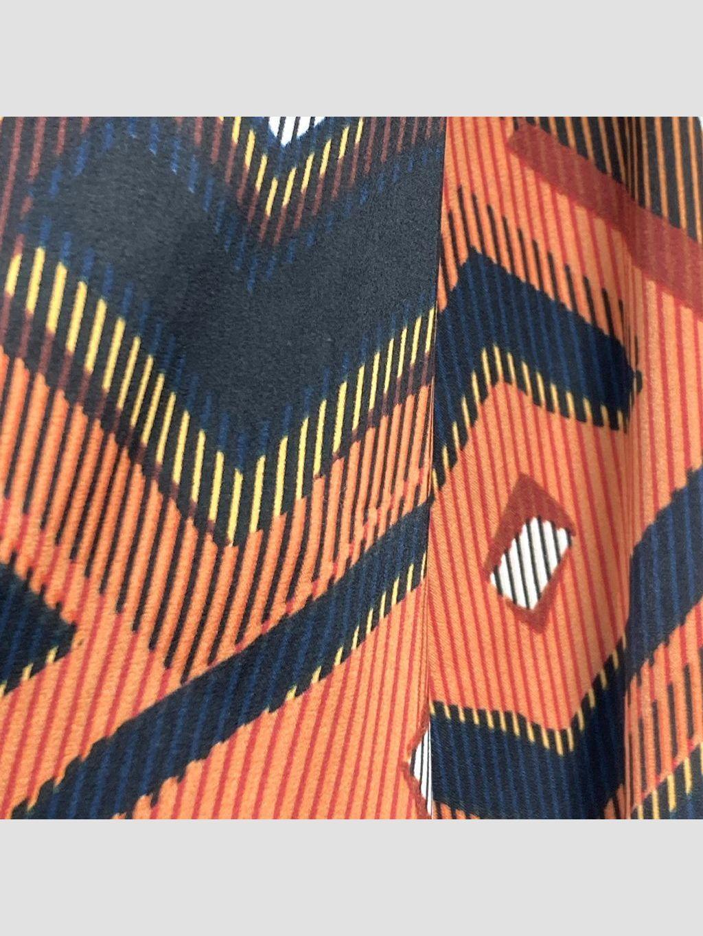 Blusa BASEMENT - Talla L (VOP00809342)-1