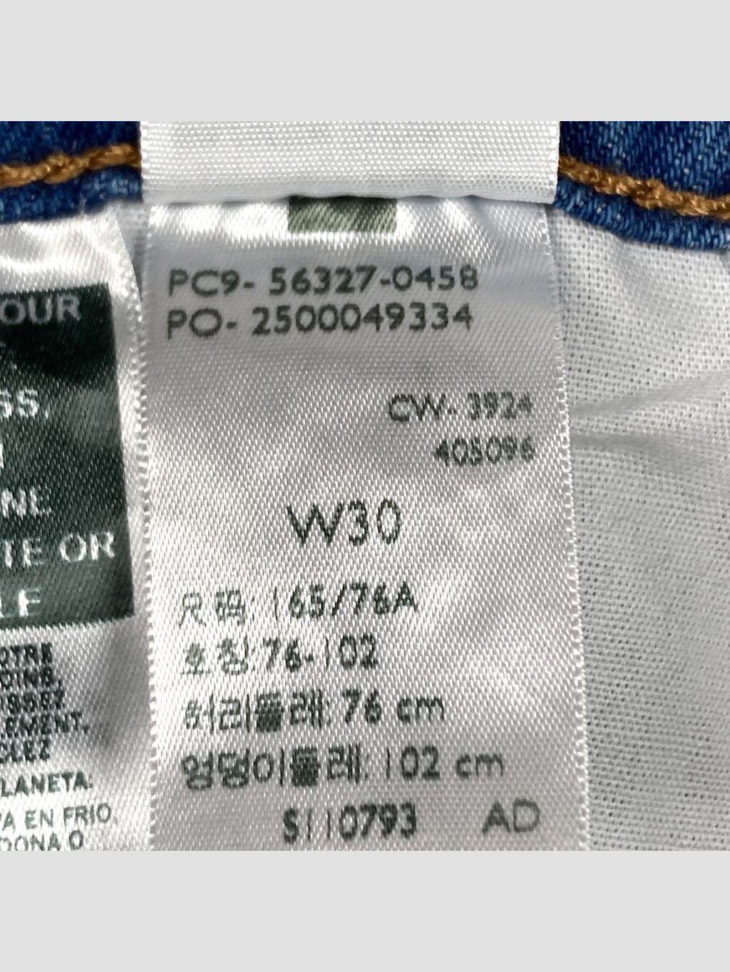 Short LEVI'S - Talla 40 (VOP01135554)-2