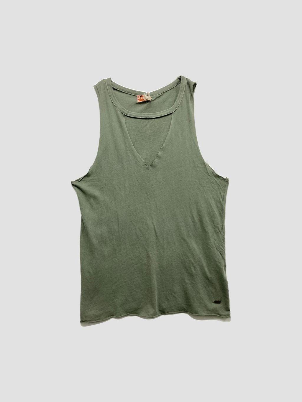 Polera sin mangas UMBRALE - Talla M (VOP00862607)-0