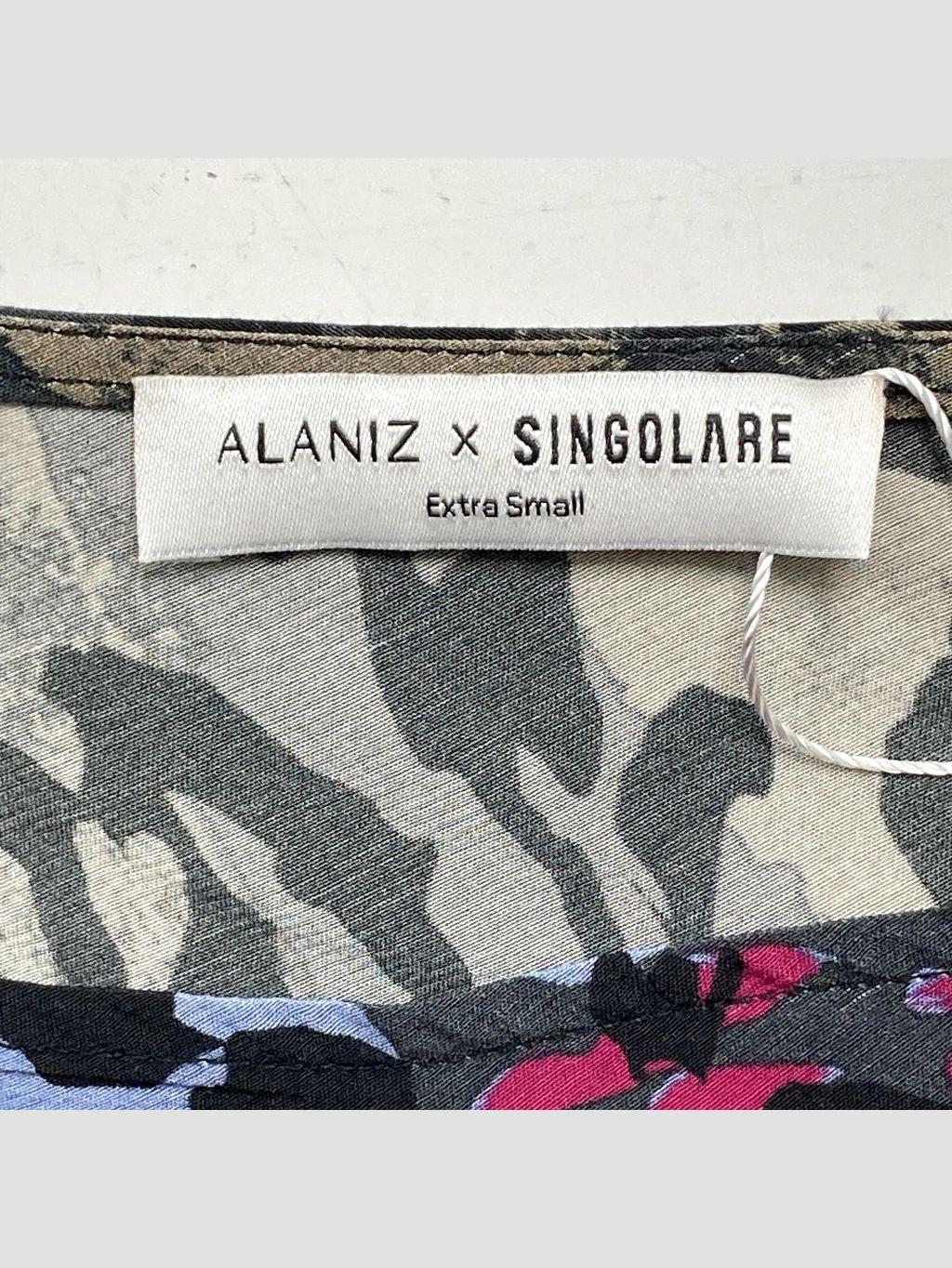 Polera ALANIZ X SINGOLARE - Talla XS (VOP01047774)-1