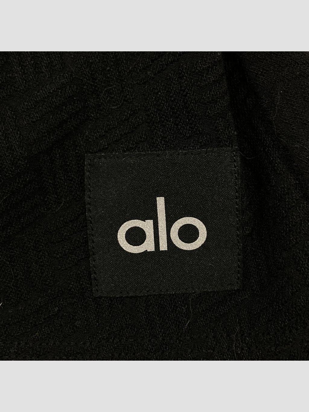 Short ALO YOGA - Talla 38 (VOP01142047)-2
