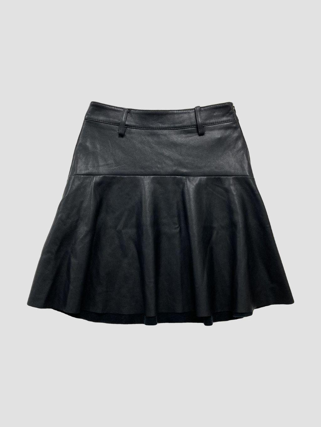 Falda corta BERSHKA - Talla 34 (VOP01049016)-0