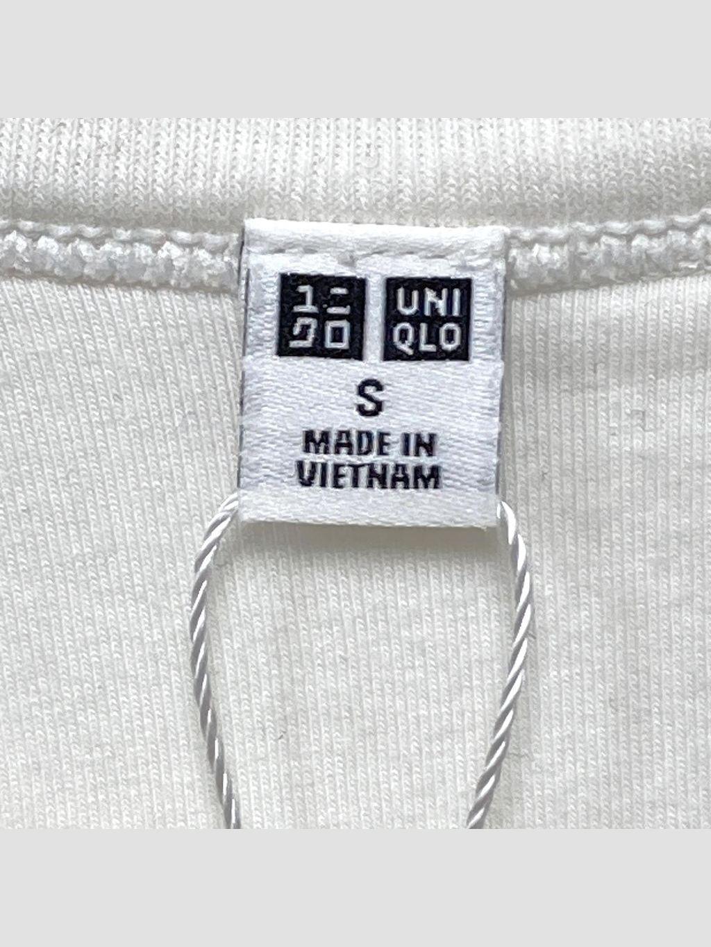 Polera sin mangas UNIQLO - Talla S (VOP00958624)-1