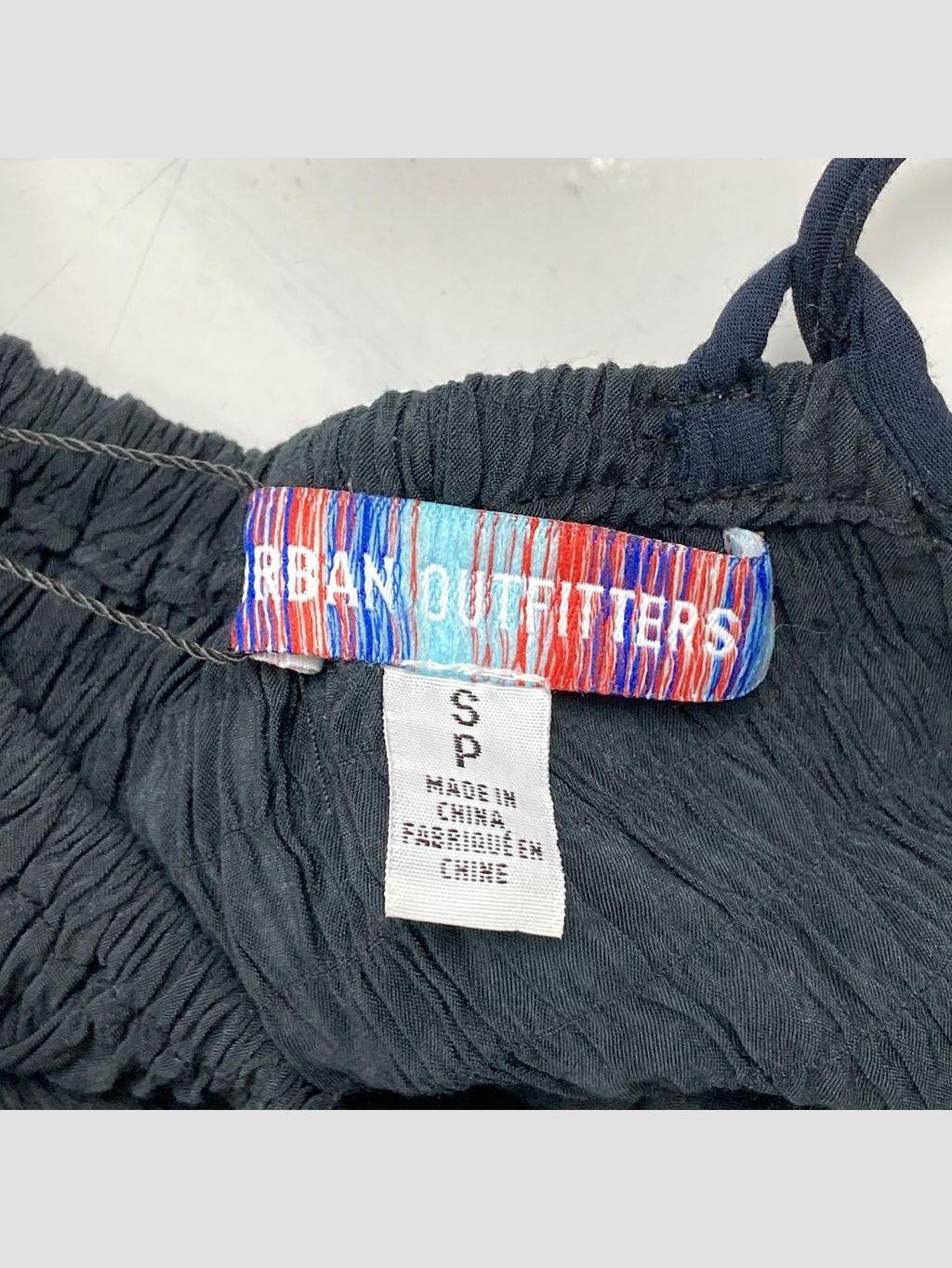 Polera URBAN OUTFITTERS - Talla S (VOP00925220)-1