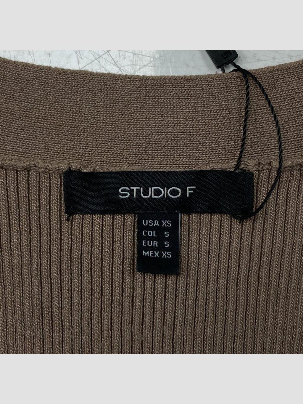 Polera sin mangas STUDIO F - Talla S (VOP01208032)-1