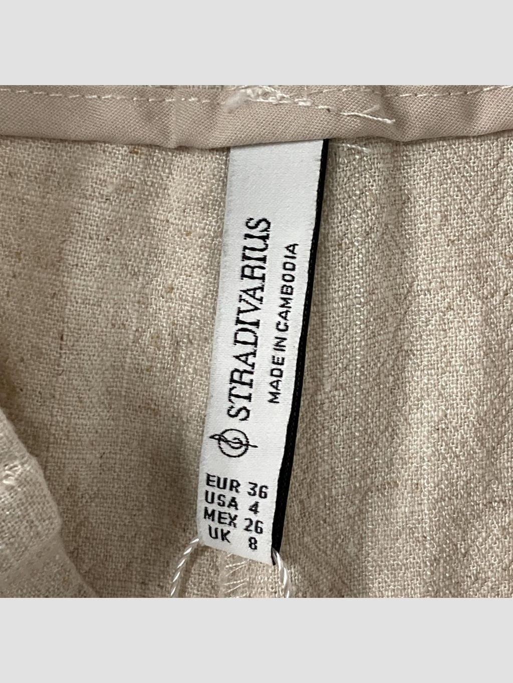Short STRADIVARIUS - Talla 36 (VOP01082591)-1