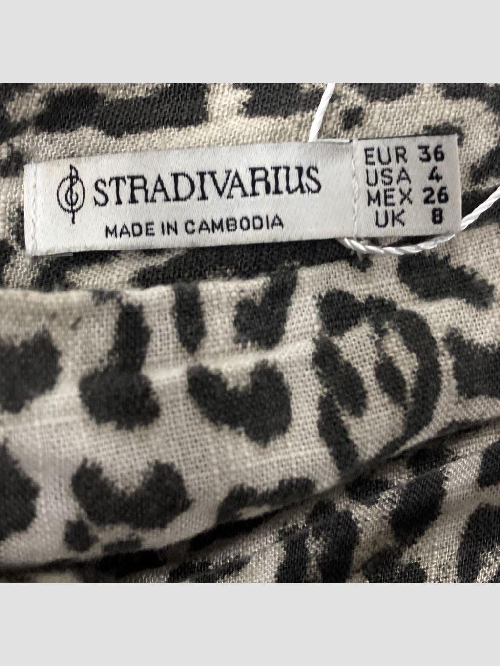Short STRADIVARIUS - Talla 36 (VOP01148916)-2