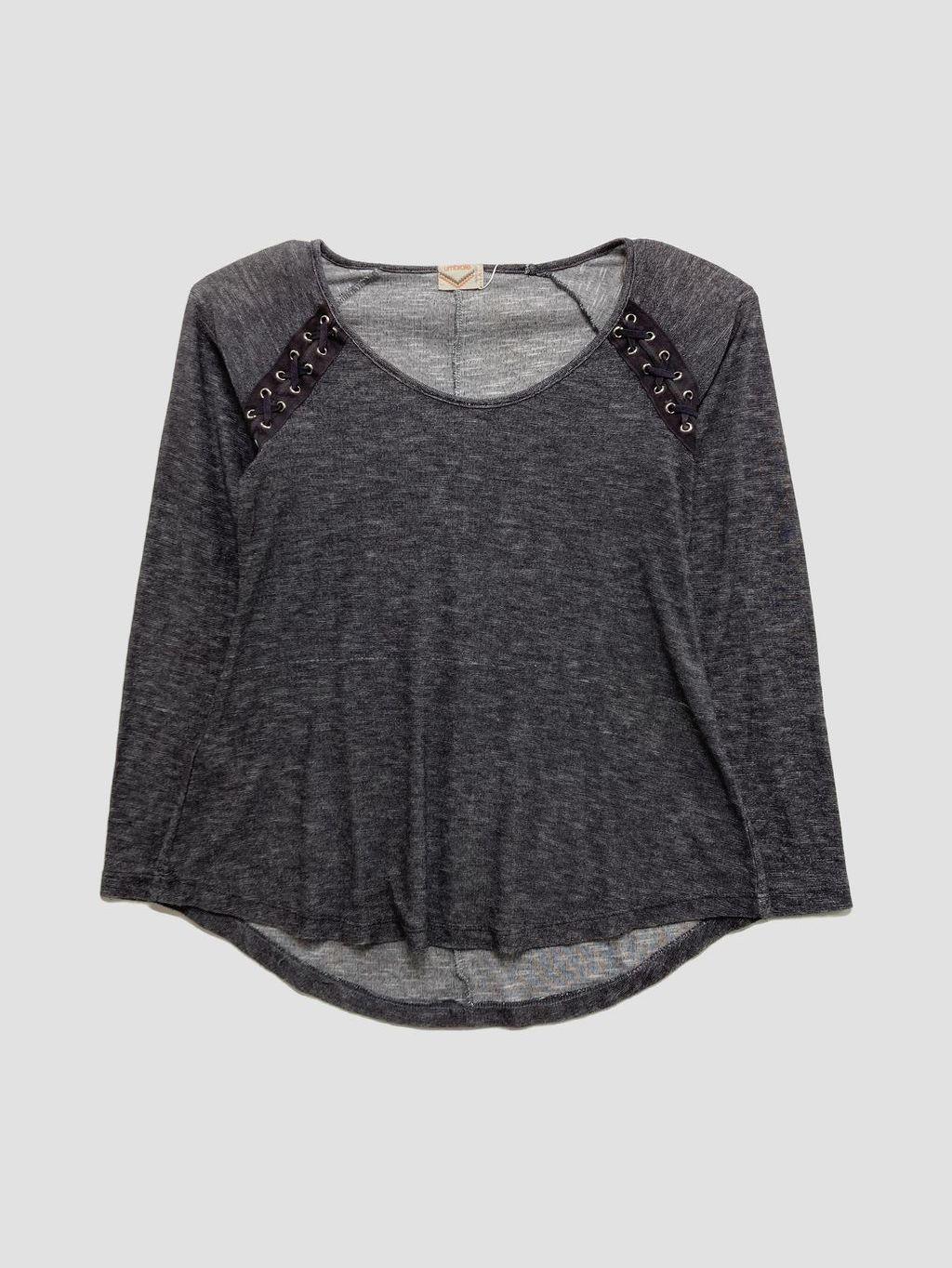 Polera UMBRALE - Talla M (VOP01053981)-0