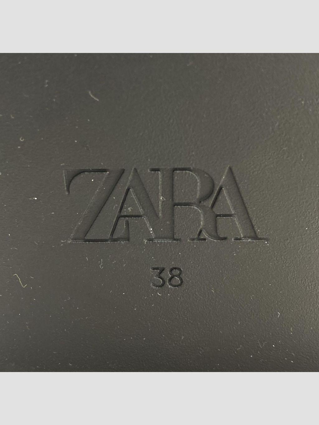 Botas ZARA - Talla 38 (VOP01056872)-2