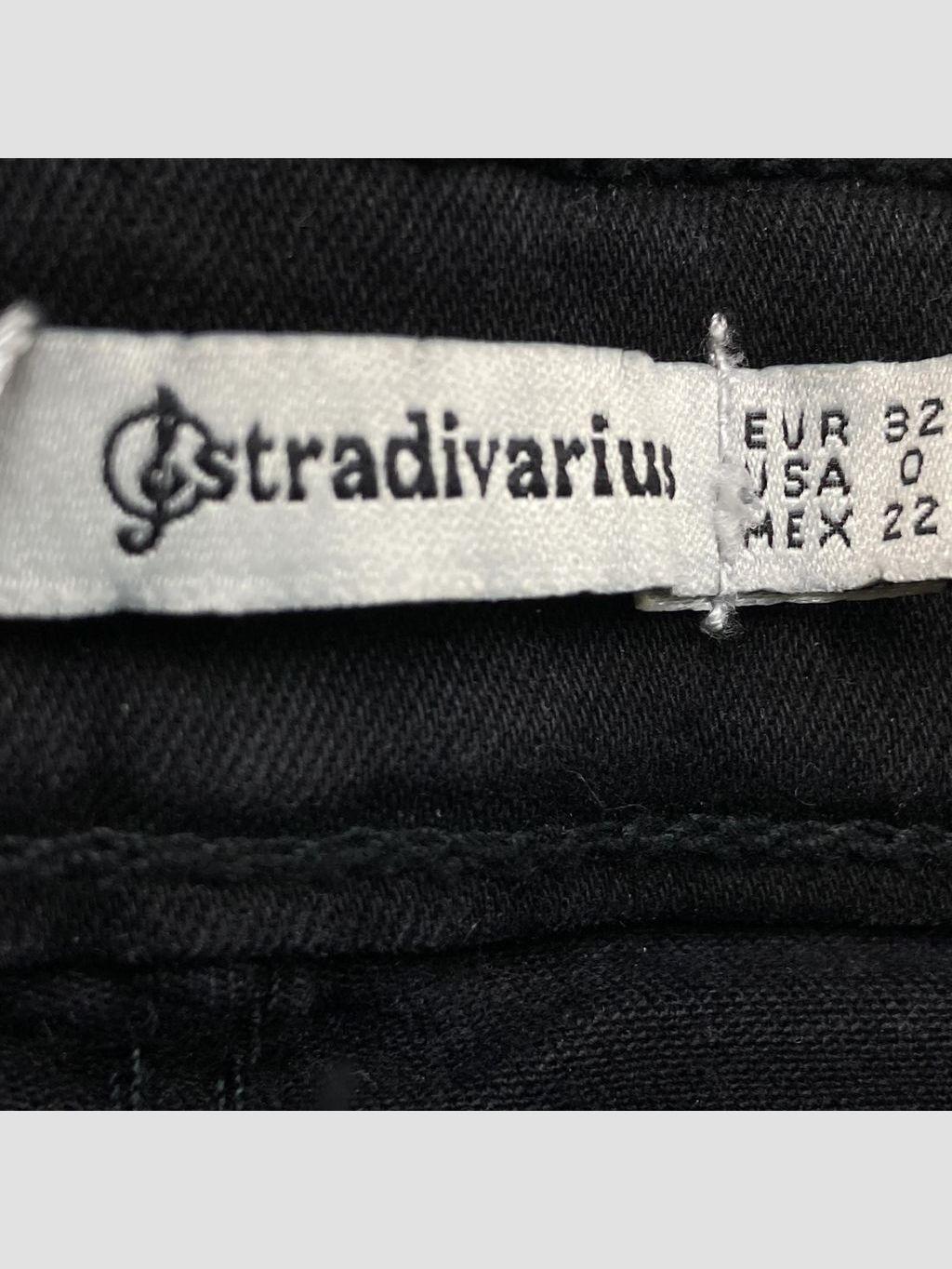 Short STRADIVARIUS - Talla 32 (VOP00844512)-2
