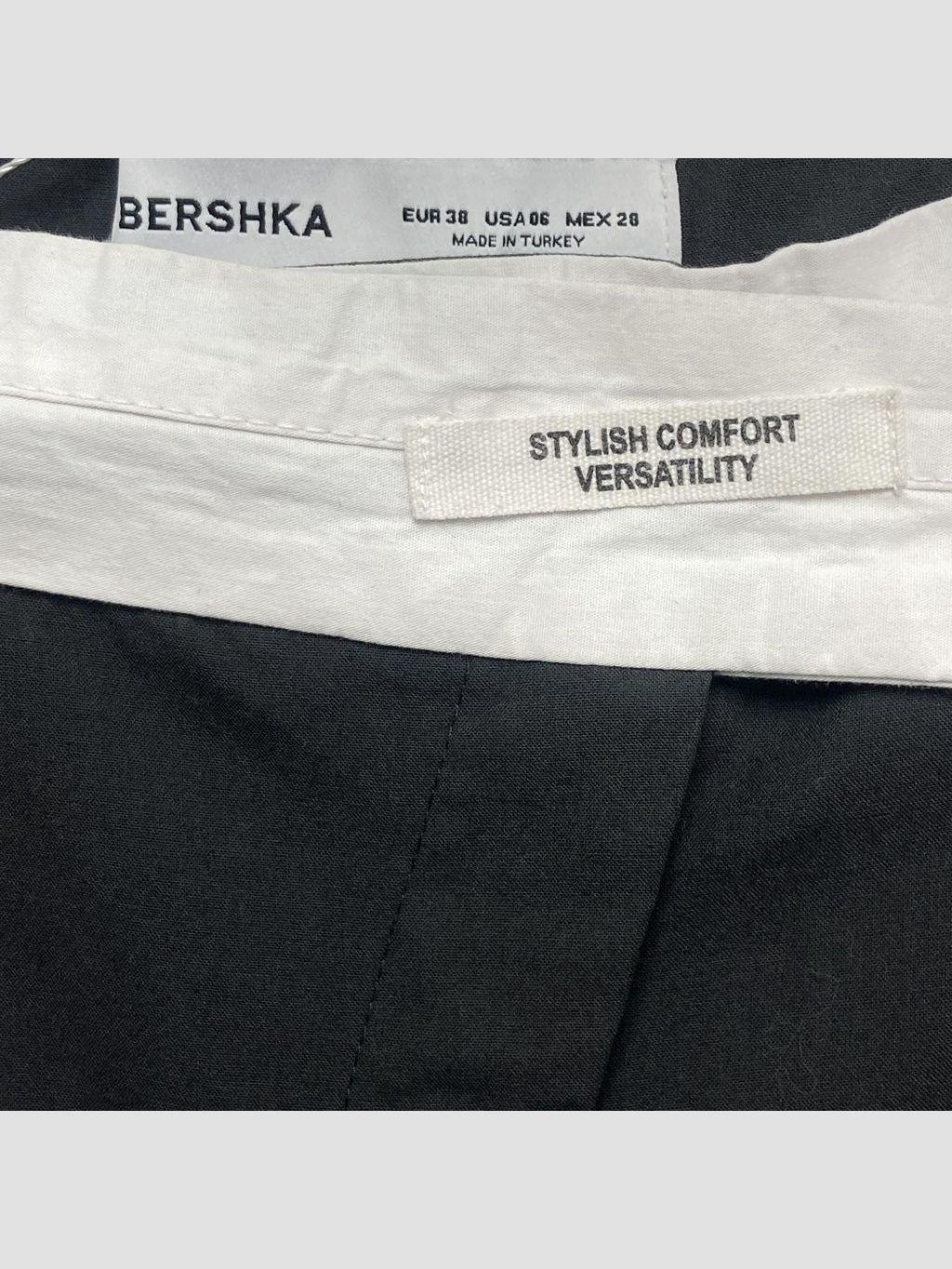 Pantalón BERSHKA - Talla 38 (VOP00984474)-1