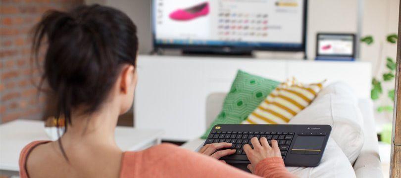 Teclado Wireless Touch Logitech K400 Plus Smart TV-1