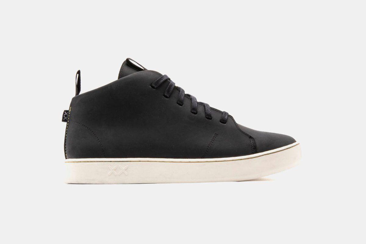 Zapatilla Hombre - Chacal Black-White-0