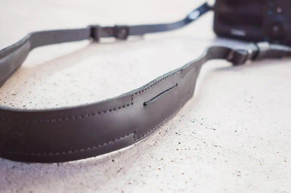 Strap Camara Black-3